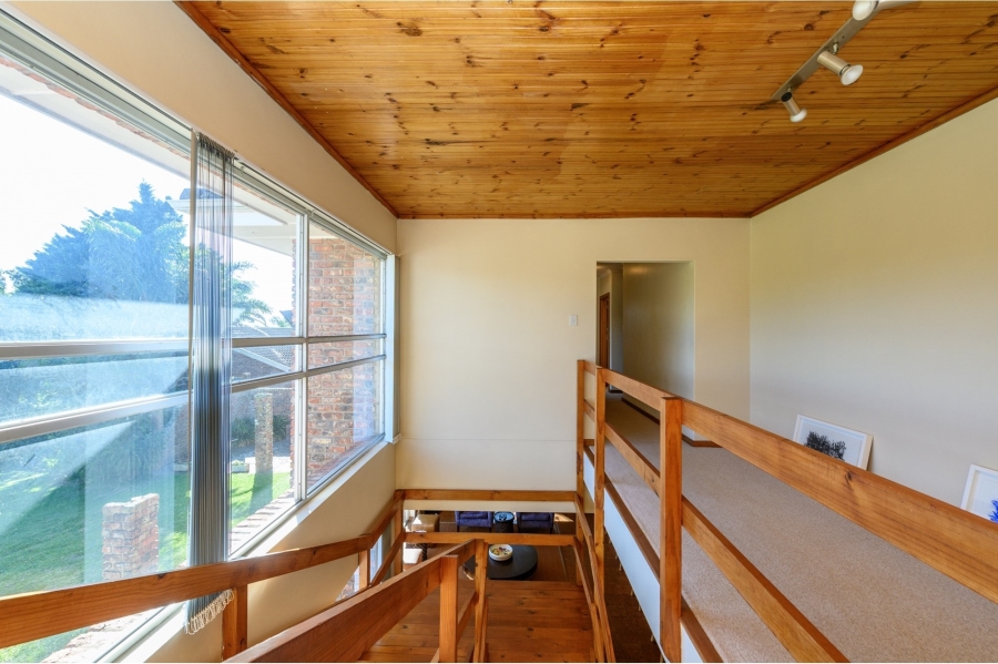 4 Bedroom Property for Sale in Walmer Heights Eastern Cape